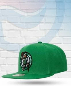 Mitchell & Ness Boston Celtics Mitchell And Ness Core Green Snapback Hat