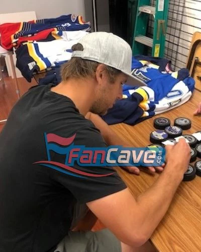 Fan Cave Sports Brayden Schenn St Louis Blues Autographed Scream 8x10 Photo - COA Autographed Memorabilia 2 Fan Cave Sports Brayden Schenn St Louis Blues Autographed Scream 8x10 Photo - COA Autographed Memorabilia