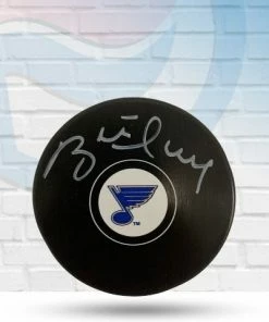 Fan Cave Sports Brett Hull St Louis Blues Autographed Blues Logo Puck - Beckett COA