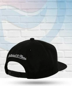 Mitchell & Ness Brooklyn Nets Core Basic Snapback Hat Hats