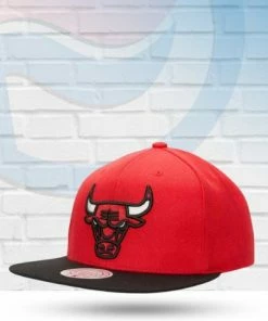 Mitchell & Ness Chicago Bulls Mitchell And Ness Core Two Tone Snapback Hat Hats