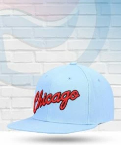 Mitchell & Ness Chicago Bulls Mitchell And Ness Light Blue HWC Core Basic Snapback Hat Hats