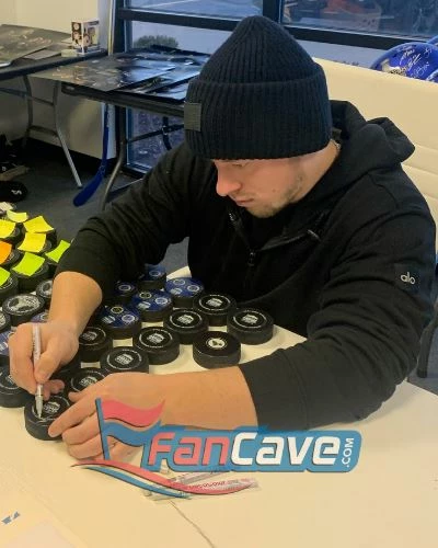 Fan Cave Sports Fabbri, Gunnarsson, Parayko, Thomas And Tarasenko St Louis Blues Autographed Framed 20x24 - COA Autographed Memorabilia 7 Fan Cave Sports Fabbri, Gunnarsson, Parayko, Thomas And Tarasenko St Louis Blues Autographed Framed 20x24 - COA Autographed Memorabilia