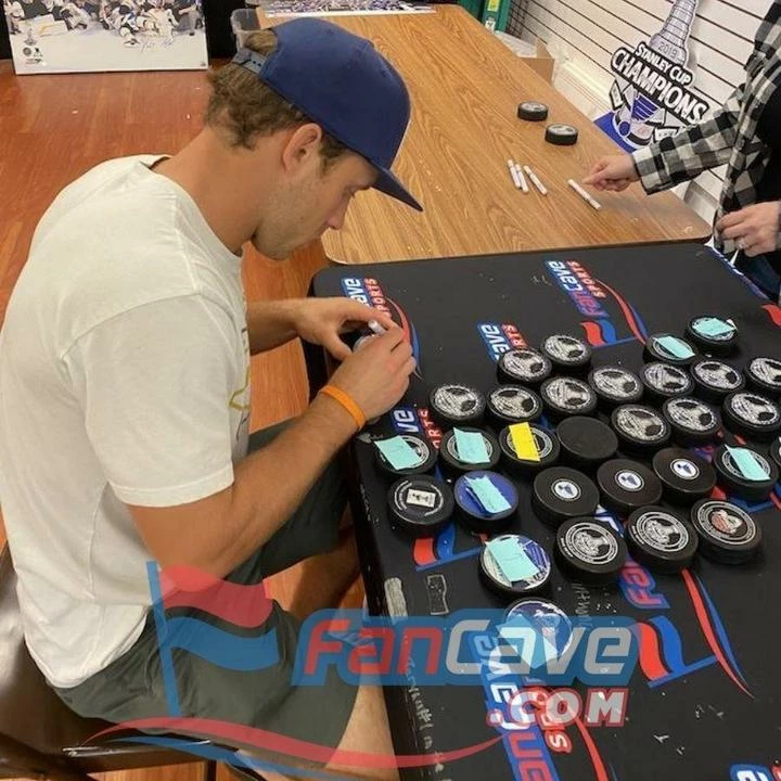Fan Cave Sports Autographed Memorabilia Jaden Schwartz St Louis Blues Autographed Logo Puck Extra Fine- COA 2 Fan Cave Sports Autographed Memorabilia Jaden Schwartz St Louis Blues Autographed Logo Puck Extra Fine- COA