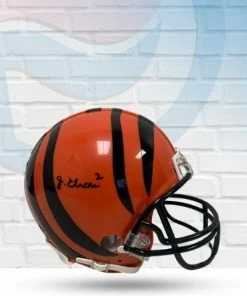The Jersey Source Ja'Marr Chase Cincinnati Bengals Autographed Mini Helmet - Beckett Autographed Memorabilia