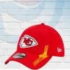 New Era Kansas City Chiefs 2021 Sideline Road 39THIRTY Flex Hat