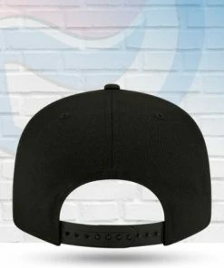 New Era Los Angeles Lakers Black On Black 9FIFTY Snapback Hat Hats