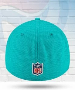 New Era Miami Dolphins 2021 Sideline Road 39THIRTY Flex Hat