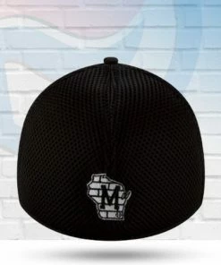New Era Milwaukee Brewers Black And White 39THIRTY Flex Hat