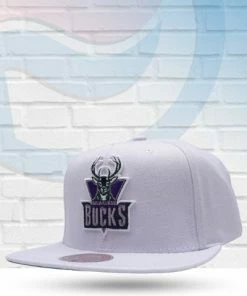 Mitchell & Ness Milwaukee Bucks Mitchell And Ness Core HWC White Snapback Hat