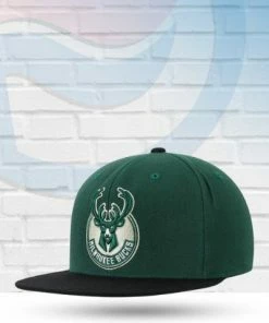 Mitchell & Ness Hats Milwaukee Bucks Mitchell And Ness Two Tone Core Basic Snapback Hat