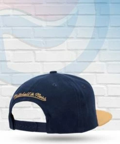 Mitchell & Ness New Orleans Pelicans Mitchell And Ness Two Tone Core Basic Snapback Hat Hats