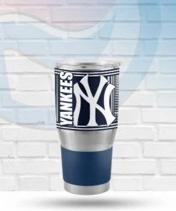 Logo Brands New York Yankees 30oz Hero Stainless Tumbler Drinkware