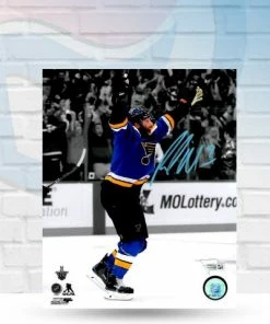 Fan Cave Sports Patrick Maroon St Louis Blues Autographed Blue Paint Pen GWG Celebration Photo - COA