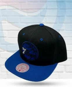 Mitchell & Ness Philadelphia 76ers Mitchell And Ness Black Royalty Snapback Hat