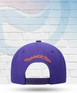 Mitchell & Ness Phoenix Suns Mitchell And Ness Two Tone Core Basic Snapback Hat Hats