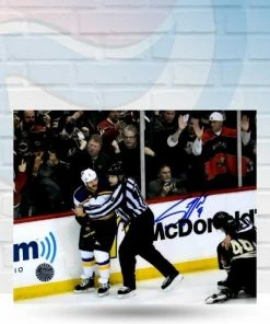 Fan Cave Sports Autographed Memorabilia Steve Ott St Louis Blues Autographed Fighting 8x10 - COA